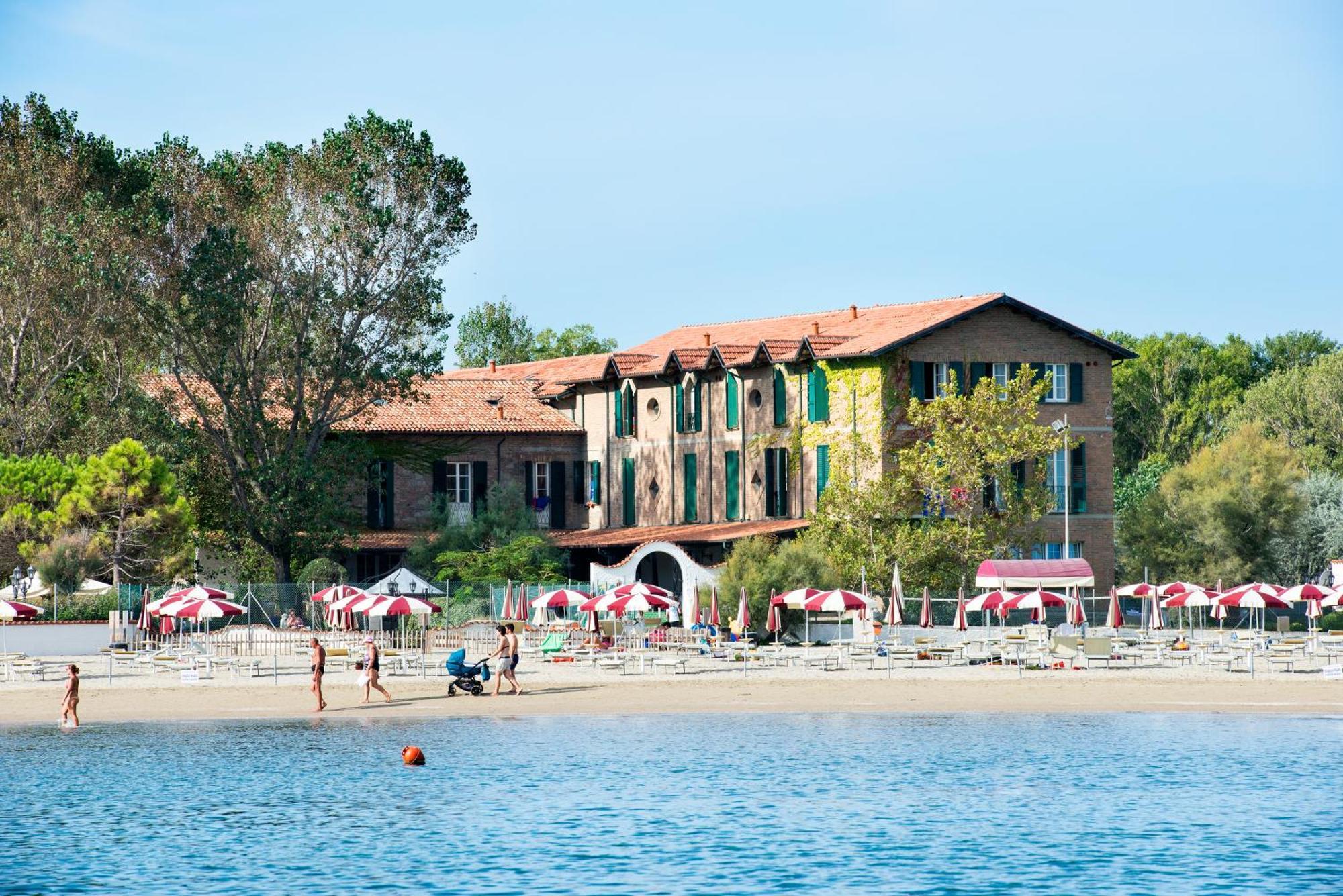 Hotel Locanda Delle Dune ベラーリア・イジェア・マリーナ エクステリア 写真